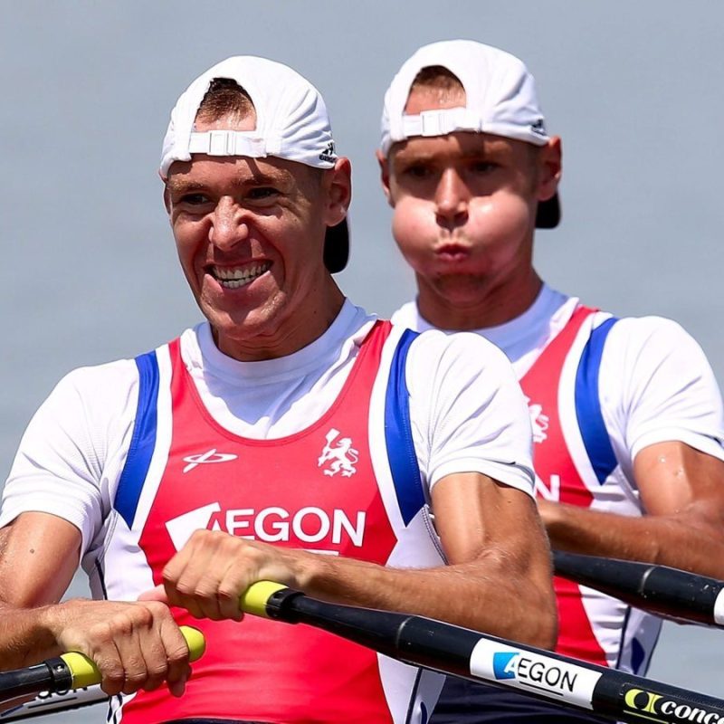 2013-08-25 20:00:00 epa03836440 Netherland's Vincent Muda and Tycho Muda compete in the men's lightweight double sculls heat at the 2013 World Rowing Championships in Chungju, South Korea, 25 August 2013. The competition will last until 01 September.  EPA/JEON HEON-KYUN
