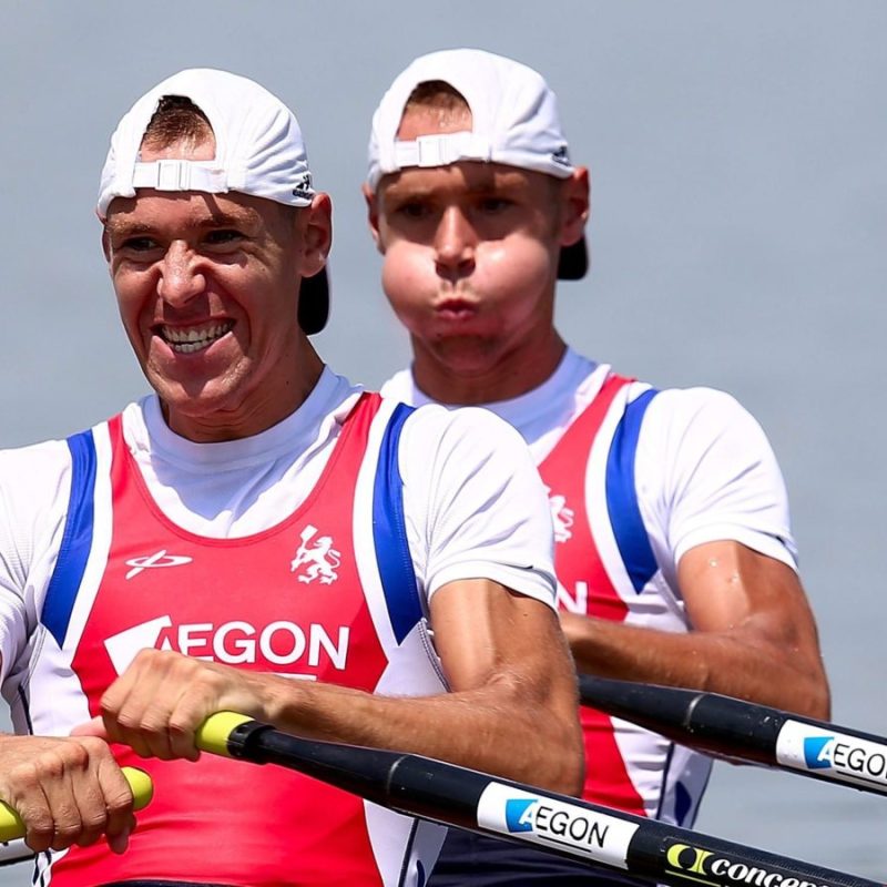 2013-08-25 20:00:00 epa03836440 Netherland's Vincent Muda and Tycho Muda compete in the men's lightweight double sculls heat at the 2013 World Rowing Championships in Chungju, South Korea, 25 August 2013. The competition will last until 01 September.  EPA/JEON HEON-KYUN